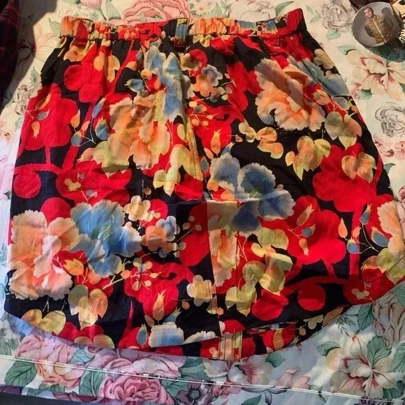 🌟HP NWT Loft Women’s Flower Pattern Skirt Size Medium Petite Buttons and Pockets - Picture 3 of 12